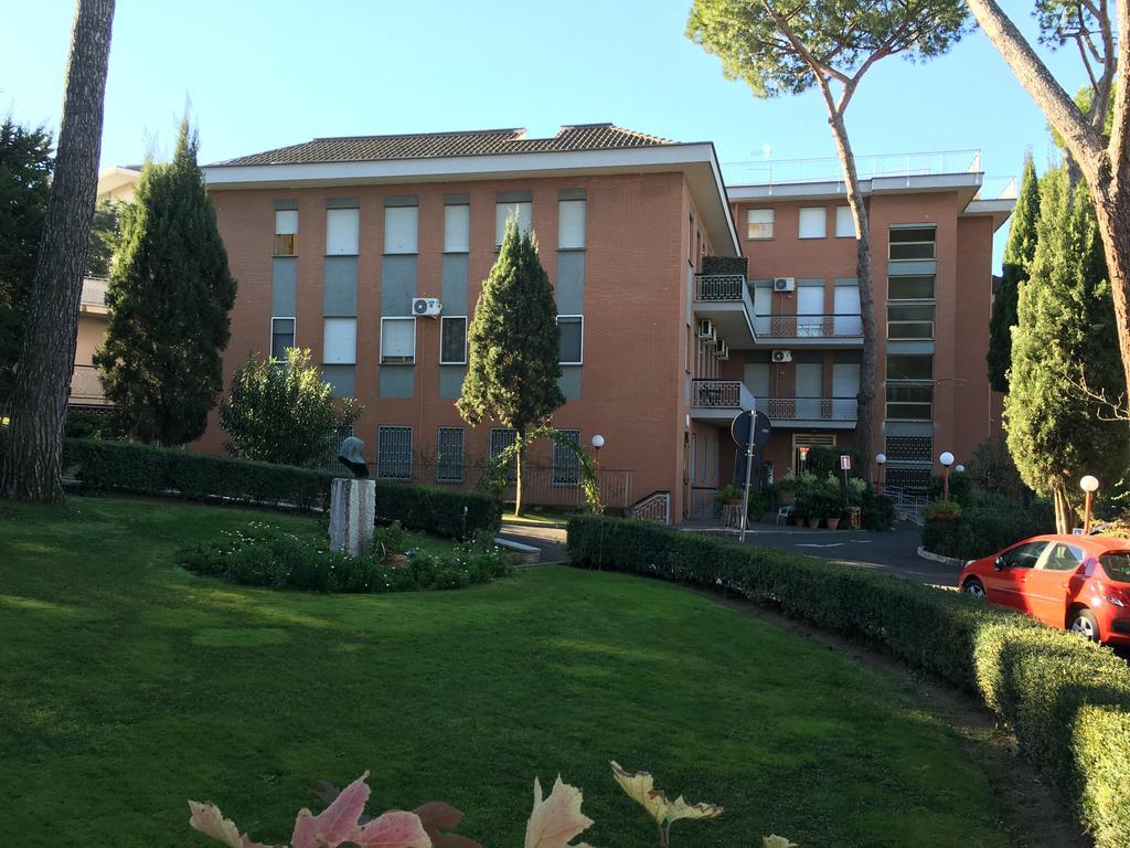 卡萨诺斯特拉希纽拉酒店 Isola Farnese 外观 照片